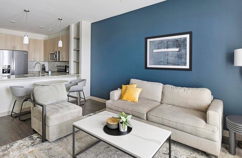 Anna Apartment | Landing | Amazing 2BD, Pool, Yoga Studio