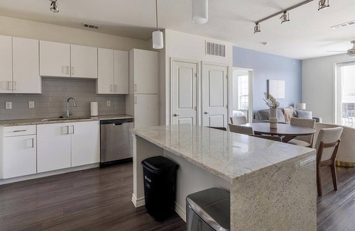 Fort Worth Apartment | Landing | Amazing 2BD, Gym