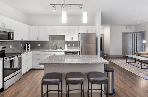 Haltom City Apartment | Landing | Amazing 2BD, Yoga Studio, Pool