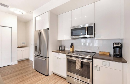 Port Tampa City Apartment | Landing | Amazing 3BD, Clubhouse, Pool