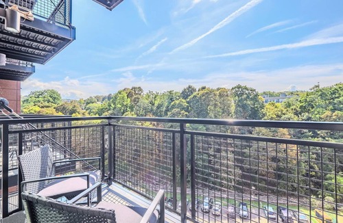 Ithaca Apartment | Landing | Amazing Studio, Gym