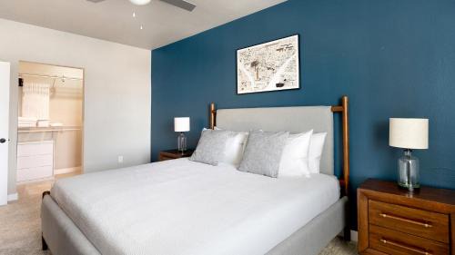 Goodyear Apartment | Landing Apartments at Ballpark Village - Goodyear