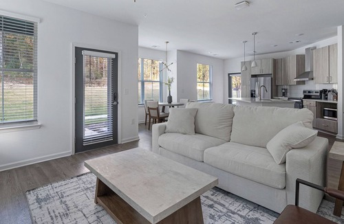 Sand Ridge Apartment | Landing Apartments Birmingham - Sand Ridge