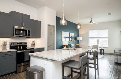 Buda Apartment | Landing Apartments Kyle - Austin