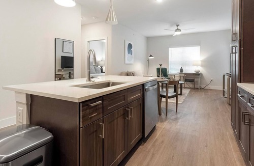 Seguin Apartment | Landing Apartments near Navarro ISD