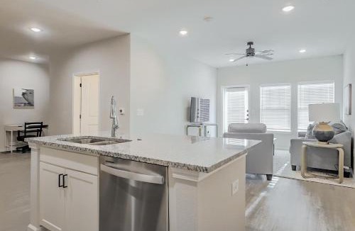 San Marcos Apartment | Landing Apartments - Whispering Pointe Apartments