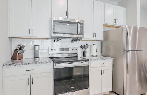 San Marcos Apartment | Landing Apartments - Whispering Pointe Apartments
