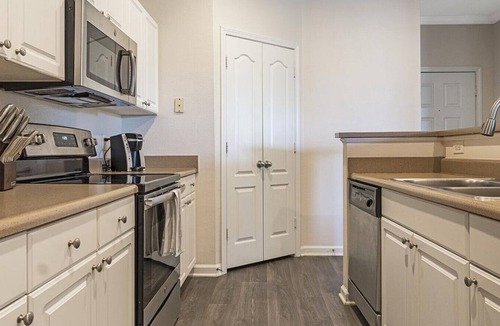 Durham Apartment | Landing at Alden Place at South Square - 2 Bedrooms in Downtown Durham