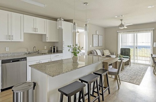 Burleson Apartment | Landing at Camden Crossing - 2 Bedrooms in Fort Worth