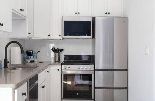 University City Apartment | Landing at Commons on Ludlow - Studio in Univer.