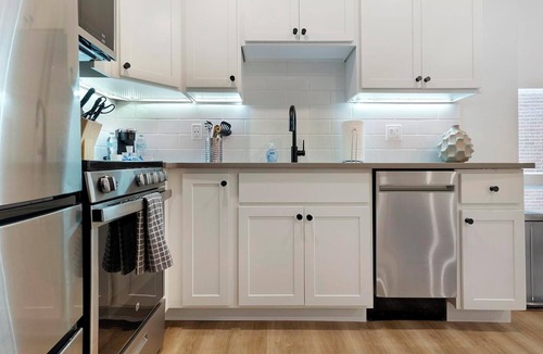 University City Apartment | Landing at Commons on Ludlow - Studio in Univer.