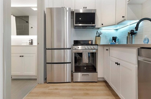 University City Apartment | Landing at Commons on Ludlow - Studio in Univer.