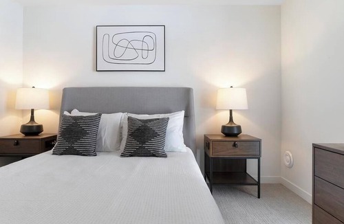 Town Center Apartment | Landing at District Flats Apartments - 1 Bedroom in Town Center