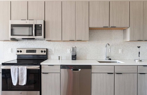 Compton Heights Apartment | Landing at Grand Flats - 1 Bedroom in Compton Heights