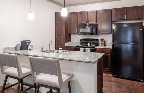 Georgetown Apartment | Landing at Madison at Westinghouse - 1 Bedroom in Downtown Georgetown
