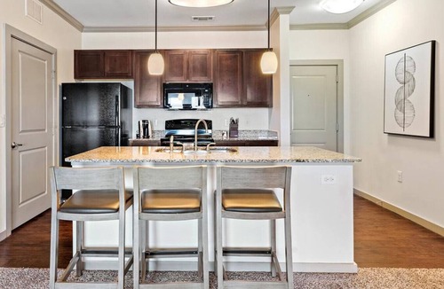 Georgetown Apartment | Landing at Madison at Westinghouse - 1 Bedroom in Downtown Georgetown