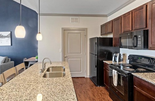 Georgetown Apartment | Landing at Madison at Westinghouse - 1 Bedroom in Downtown Georgetown