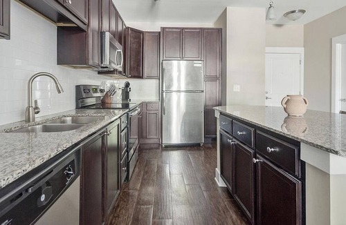 North Raleigh Apartment | Landing at Meridian at Sutton Square - 1 Bedroom in North Raleigh