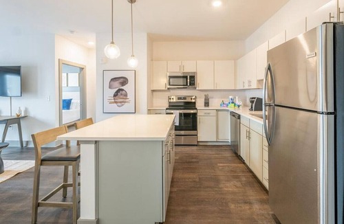Merry Oaks Apartment | Landing at Radius at Donelson - 2 Bedrooms in Merry Oaks