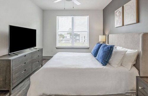 Merry Oaks Apartment | Landing at Radius at Donelson - 2 Bedrooms in Merry Oaks