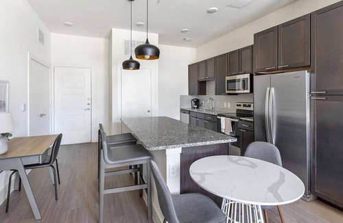Fort Worth Apartment | Landing at The Standard River District - 2 Bedrooms in River District