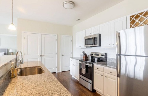Acton Apartment | Landing at The Timbers - 2 Bedrooms in Perry Township