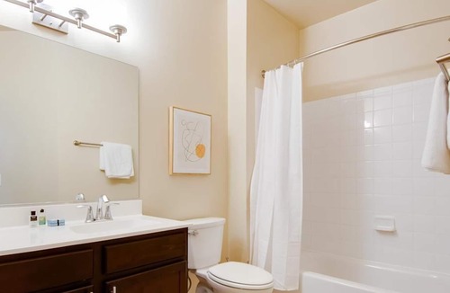 Urbana Apartment | Landing at Urban Green Apartments - 2 Bedrooms in Ijamsville