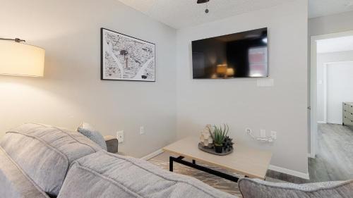 Southside Apartment | Landing at Villa de Oro - 1 Bedroom in South Sa.