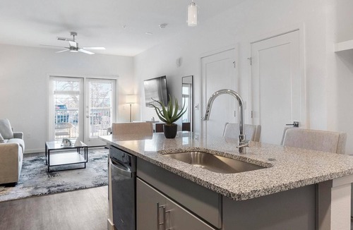 Northgate Apartment | Landing | Beautiful 1BD, Pool, Gym