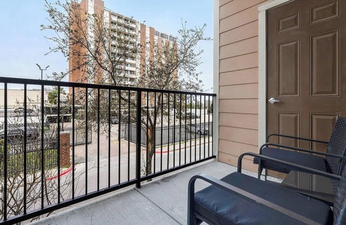 Del Mar Apartment | Landing | Beautiful 1BD, Clubhouse