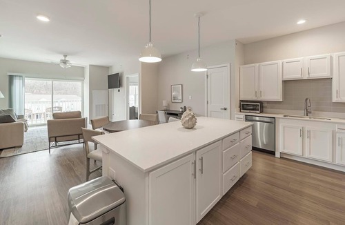Willow Springs Apartment | Landing | Beautiful 2BD, Clubhouse, Pool