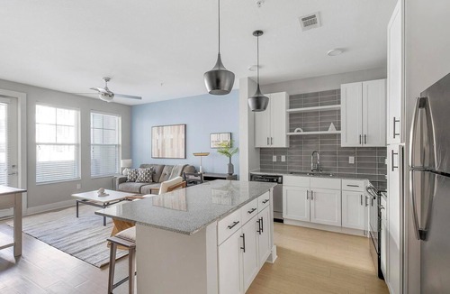 Rock Creek Apartment | Landing | Beautiful 1BD, Gym, Courtyard