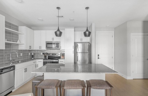 Rock Creek Apartment | Landing | Beautiful 1BD, Gym, Courtyard