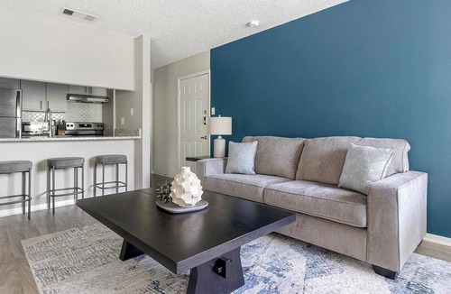 Royal Ridge Apartment | Landing | Beautiful 1BD, Gym, Pool