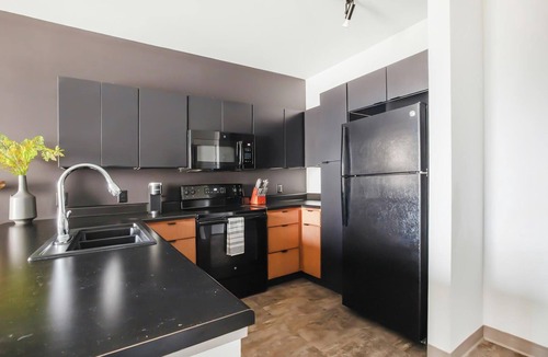 Springfield Apartment | Landing | Beautiful 1BD, Courtyard