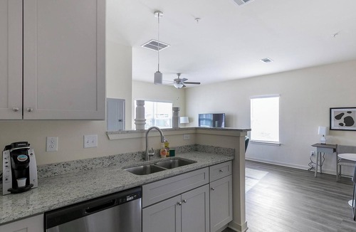 Fort Worth Apartment | Landing | Beautiful 1BD in North Fort Worth