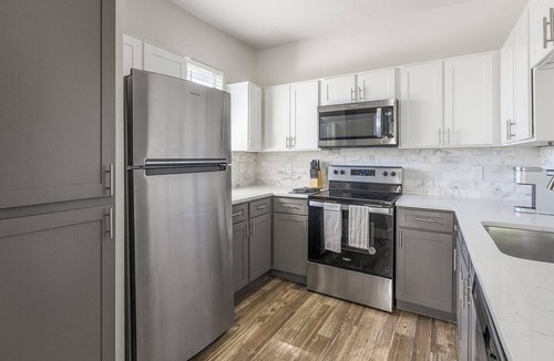 Fort Worth Apartment | Landing | Beautiful 1BD in Cityview