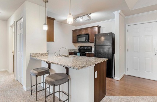 Conestee Apartment | Landing | Beautiful 1BD, Courtyard, Pool