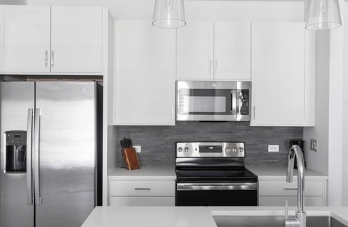 Austin Apartment | Landing | Beautiful 1BD, Clubhouse, Pool