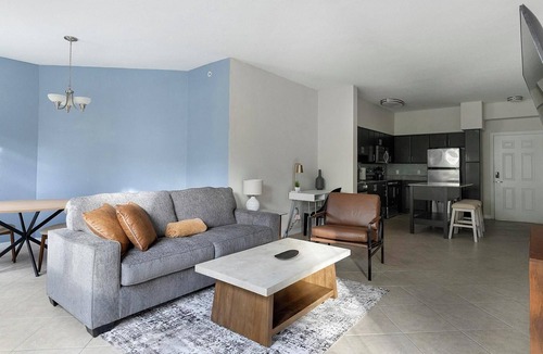 Miramar Apartment | Landing | Beautiful 1BD, Clubhouse, Gym