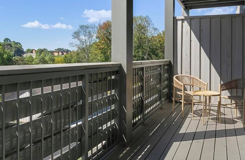 Oakwood Apartment | Landing | Beautiful 1BD, Clubhouse, Pool