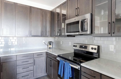 Denton Apartment | Landing | Beautiful 1BD, Clubhouse, Courtyard