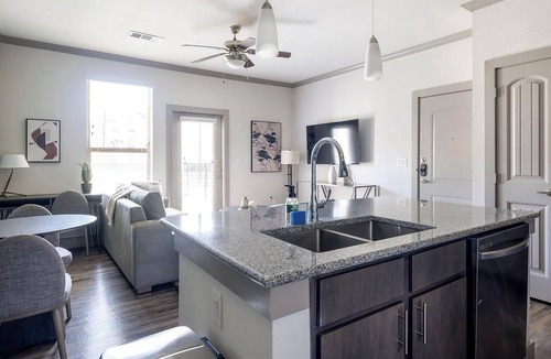 Manor Apartment | Landing | Beautiful 1BD, Clubhouse, Courtyard