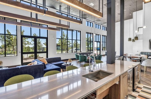 Buda Apartment | Landing | Beautiful 1BD, Clubhouse, Rooftop Lounge
