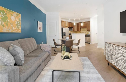 Cary Apartment | Landing | Beautiful 1BD, Courtyard, Pool