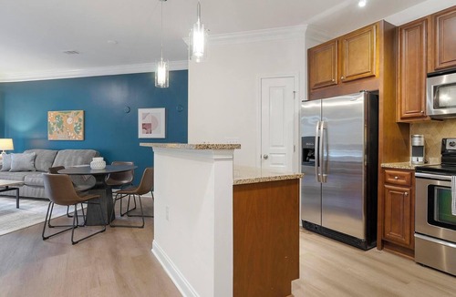 Cary Apartment | Landing | Beautiful 1BD, Courtyard, Pool