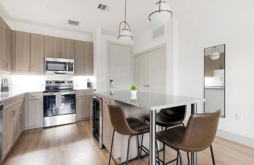 Scofield Farms Apartment | Landing | Beautiful 1BD, Gym, Clubhouse