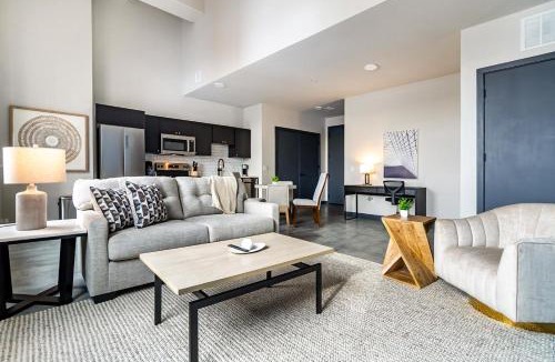 Downtown Hartford Apartment | Landing Beautiful 1BD Gym