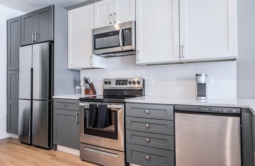 Ithaca Apartment | Landing | Beautiful 1BD, Gym