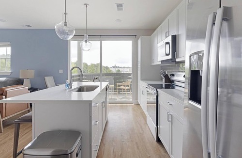 Oakwood Apartment | Landing | Beautiful 1BD, Pool, Clubhouse